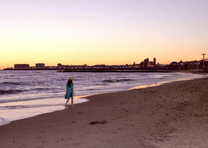 Atico-solarium Hall By Cadiz4rentals Lägenhet *